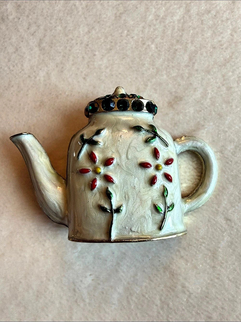 Vintage Teapot Brooch Pin White & Gold